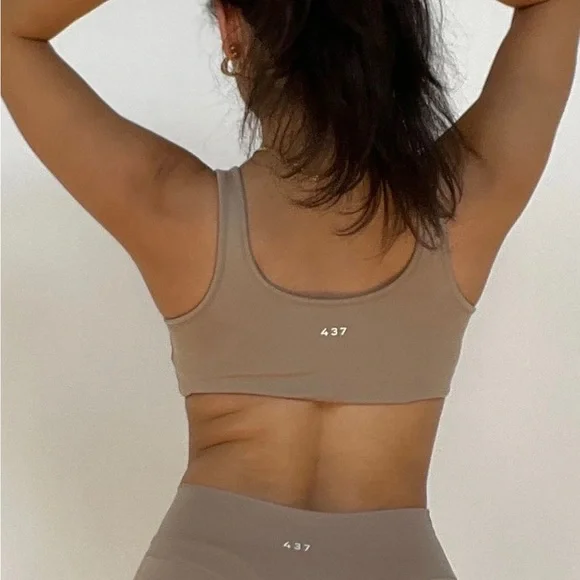 NWT 437 The Scoop Neck Bra - Picture 3 of 3